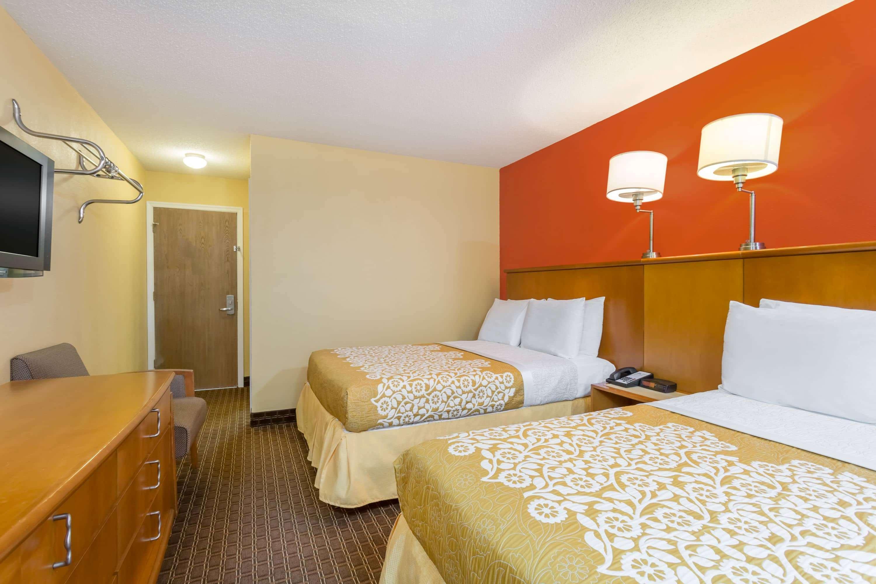 Days Inn By Wyndham Chincoteague Island Exterior photo