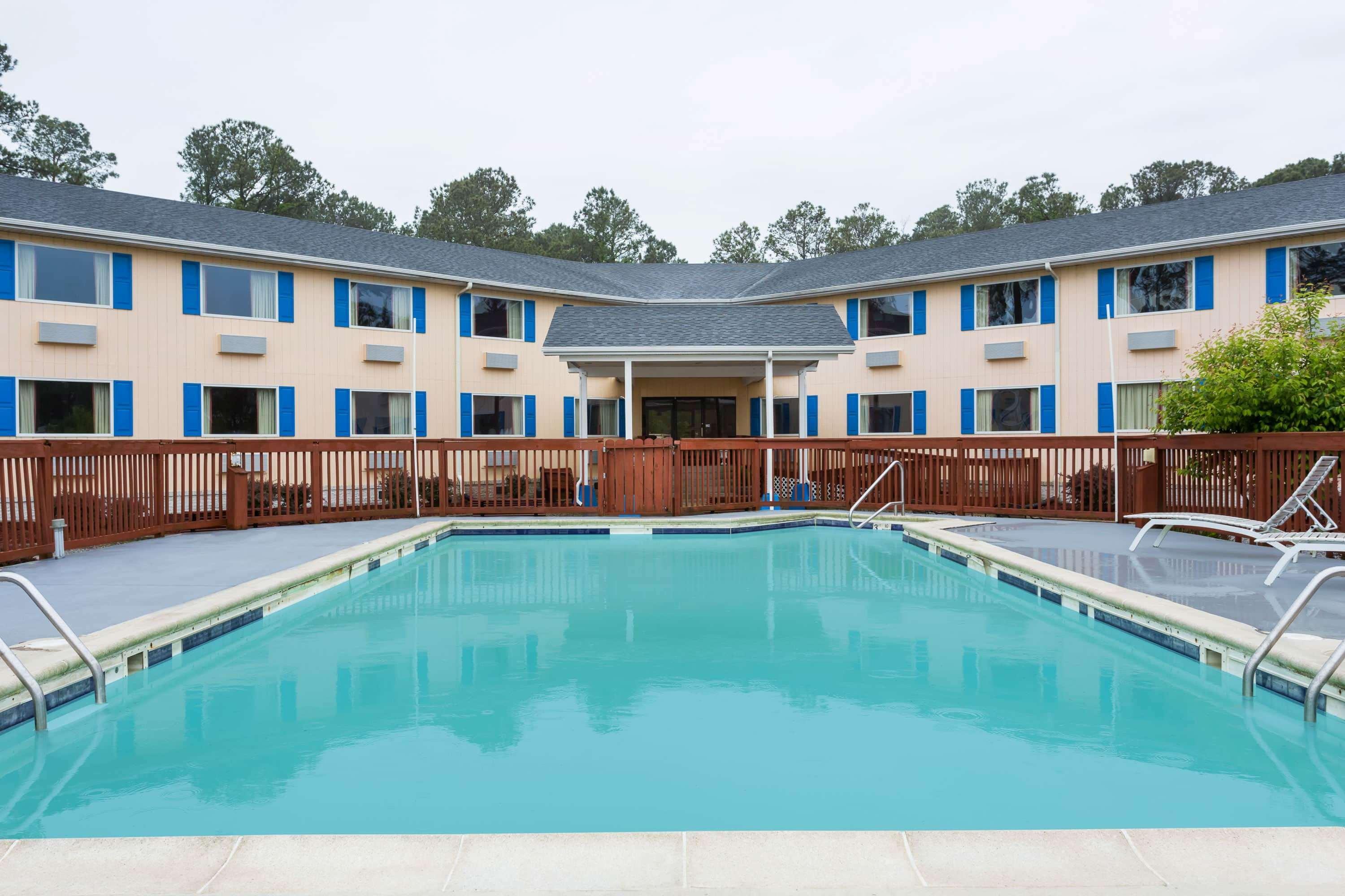 Days Inn By Wyndham Chincoteague Island Exterior photo