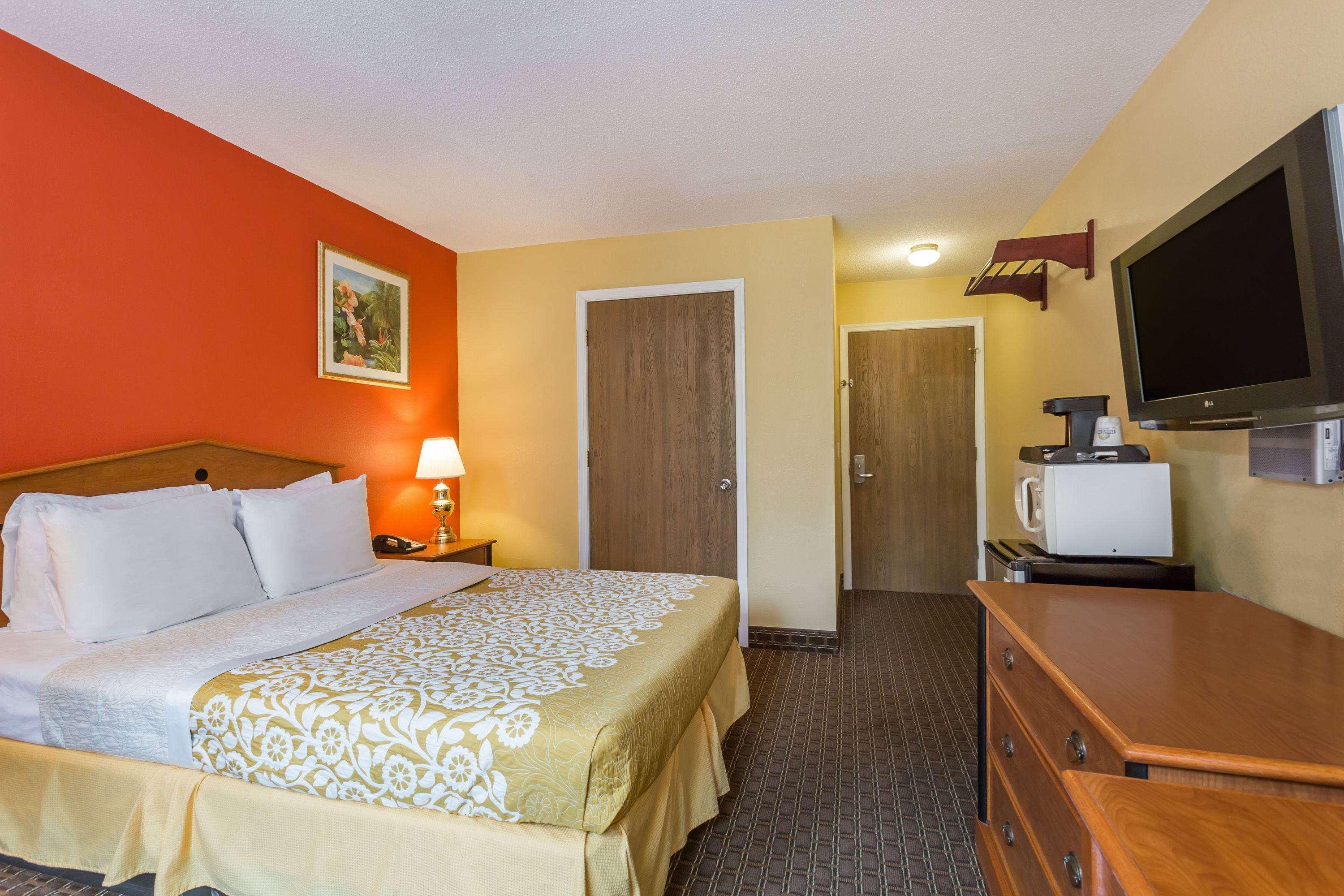 Days Inn By Wyndham Chincoteague Island Exterior photo